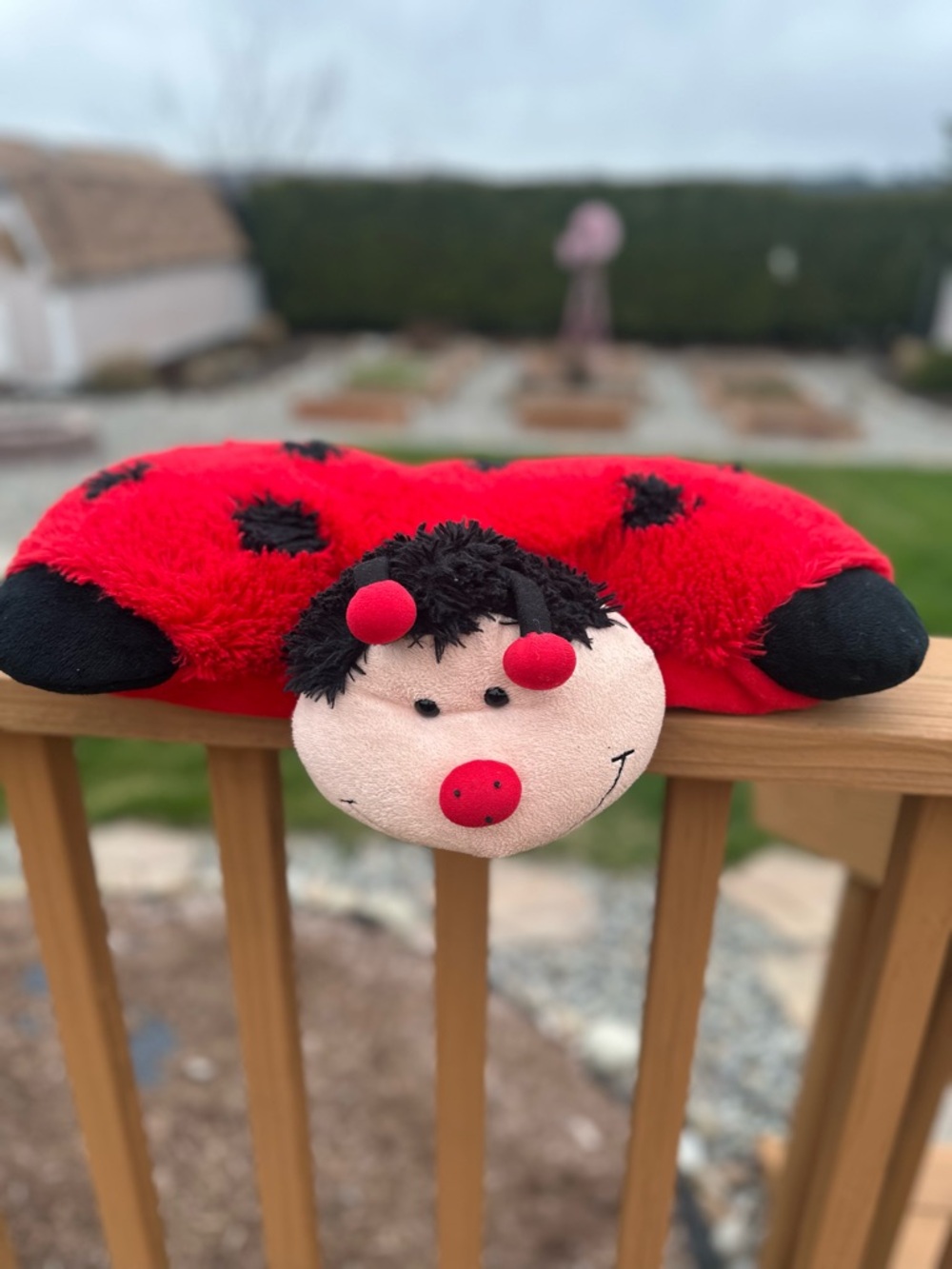 Pillow Pets Ms. Ladybug 18” Red & Black Soft Stuffed Folding Plush 2010 Original